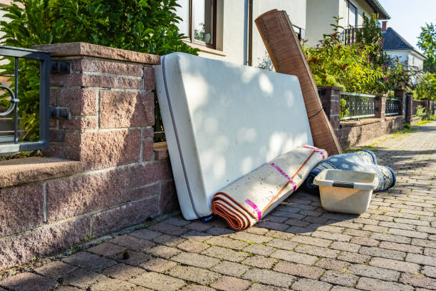 Best Professional Junk Removal  in Bloomington, IL